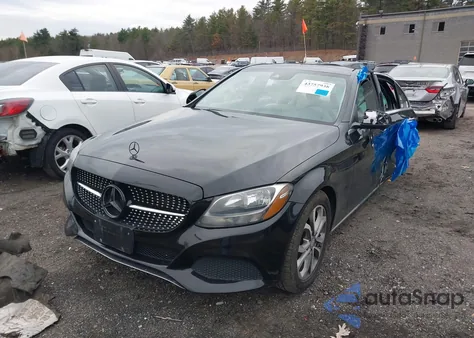 2016 Mercedes-Benz C 300 4Matic из США, поврежденный, VIN WDDWF4KB1GR144280